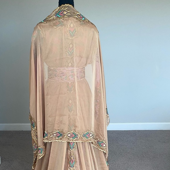 Handmade Custom Design Embellished Bridal Thobe - Picture 7 of 8